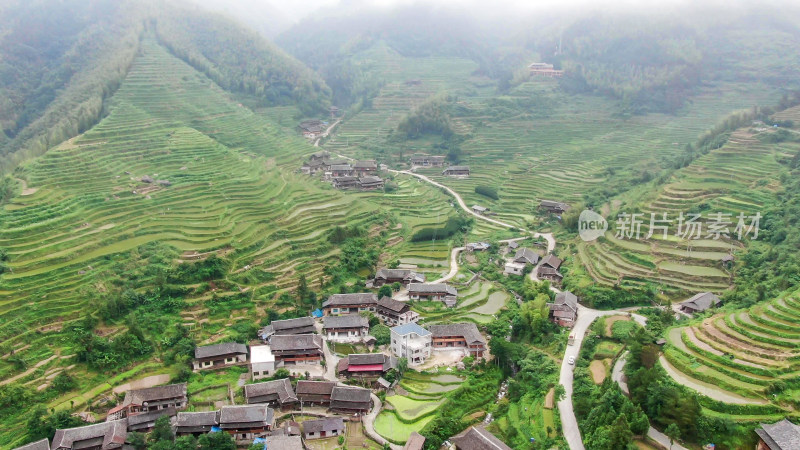 航拍山川丘陵农田梯田