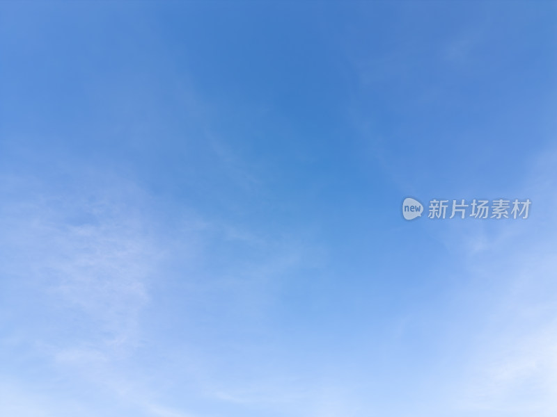 无人机高空航拍的天空