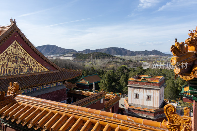 北京颐和园四大部洲藏式建筑春日风光