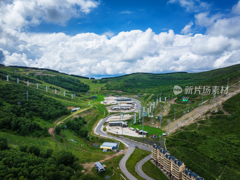 河北崇礼张家口滑雪小镇四道沟森林美景