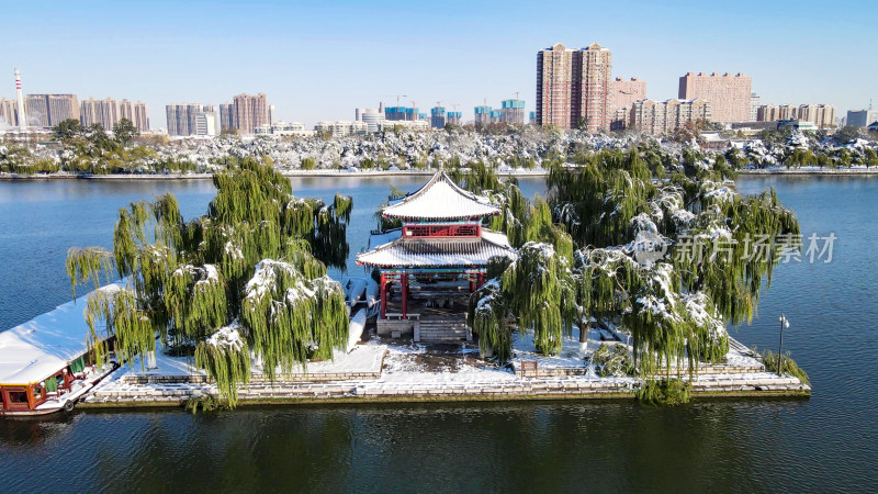 大明湖雪景