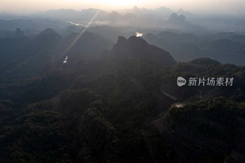 广东韶关丹霞山风景区航拍摄影图