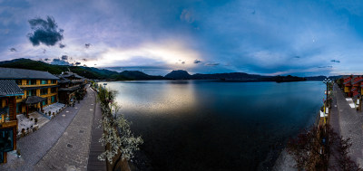 泸沽湖全景