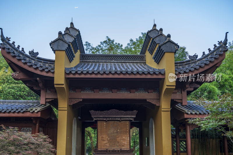 杭州飞来峰永福寺古建筑风光