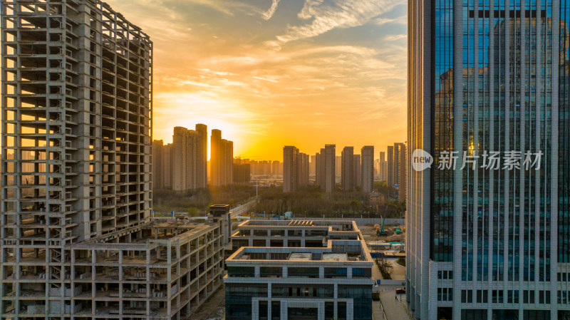 武汉泛海商务区傍晚城市风光