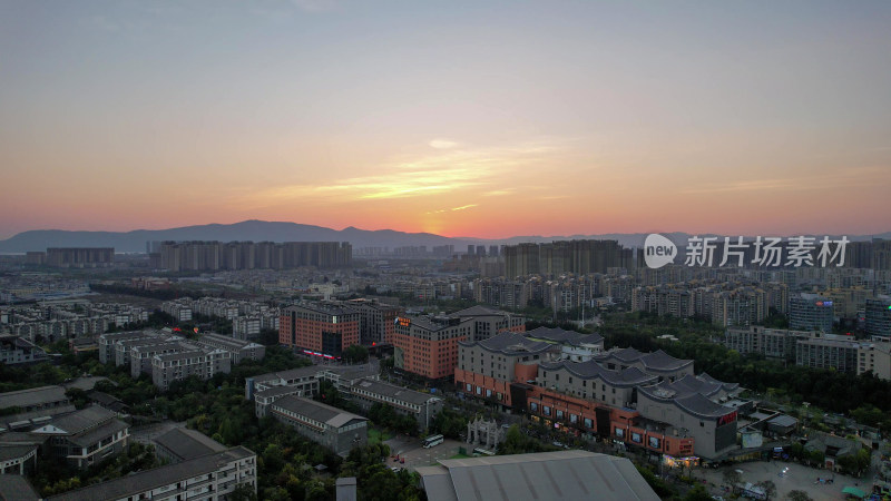 云南昆明城市夕阳晚霞航拍