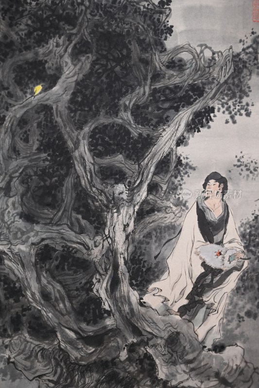 古风人物树下持扇写意画