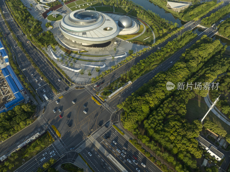 上海天文馆建筑航拍临港新城滴水湖
