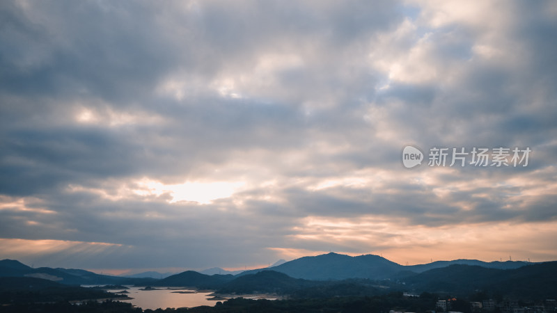 航拍泉州洛江区马甲镇水库自然风光