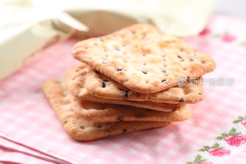 亚麻全麦苏打饼干