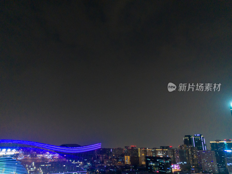 成都环球中心周边建筑夜景航拍图