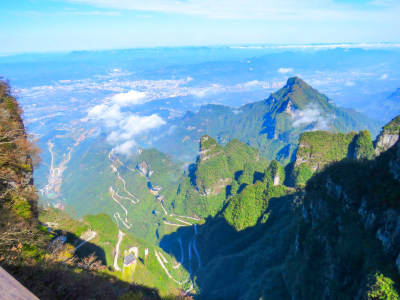 张家界天门山旅游风光