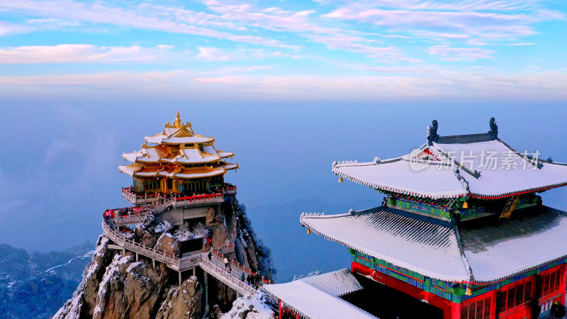 河南洛阳老君山雪景