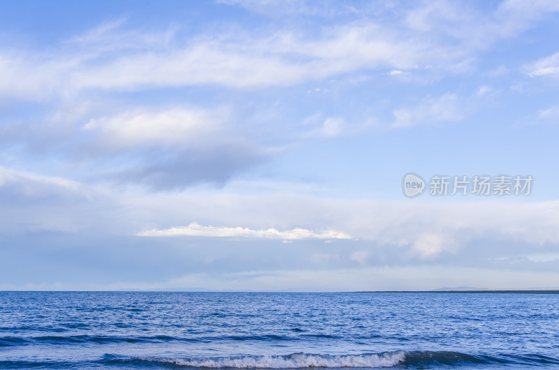 青海黑马河青海湖旅游景区自然湖泊风光