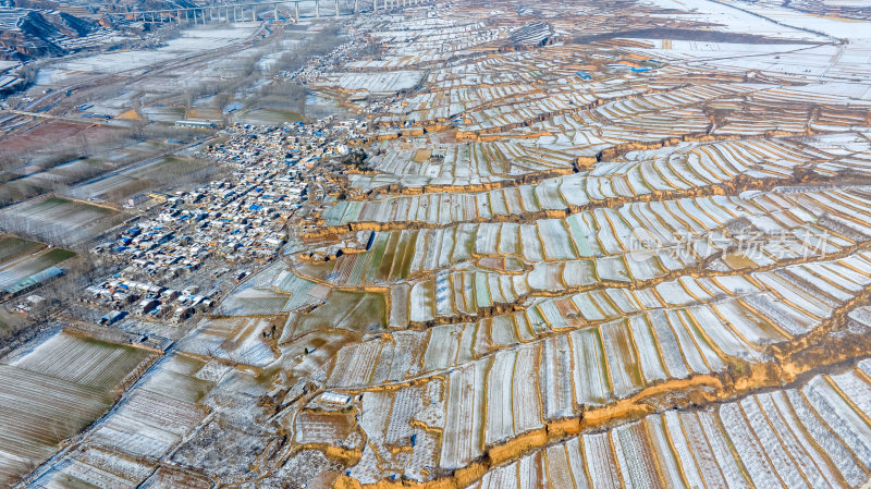 梯田村庄大地雪后航拍全景自然风景地形地理