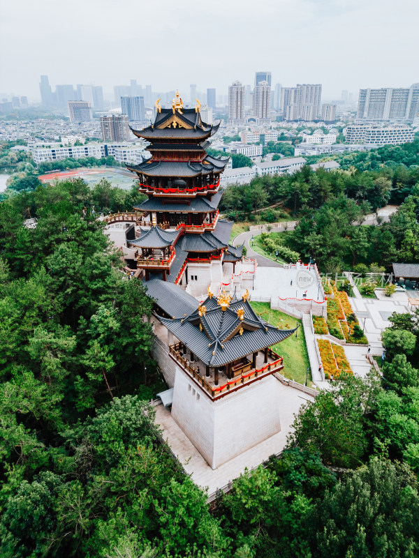 义乌鸡鸣阁