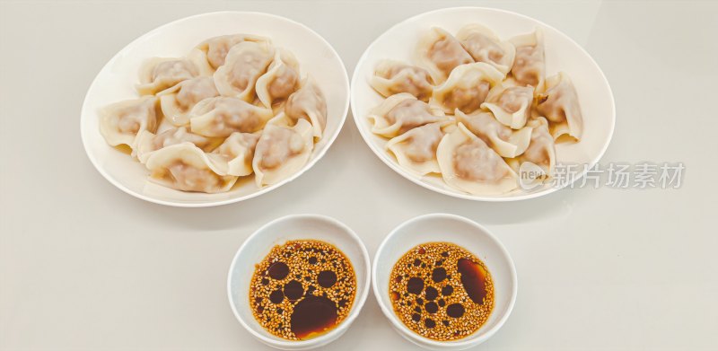 盘子里的饺子