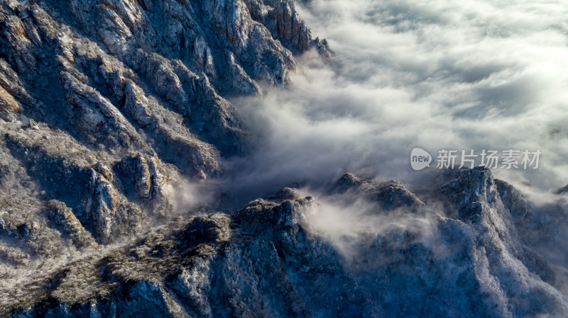 山脉大雪云海航拍辽阔高远壮观背景自然风景