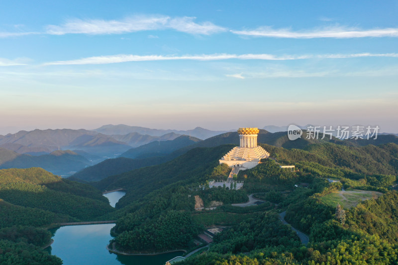 绍兴会稽山兜率天宫与龙华寺建筑风光