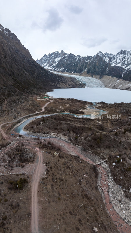 西藏那曲地区布加雪山冰川冰湖高空航拍