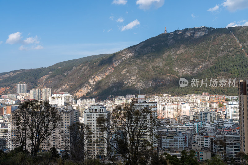 云南红河州个旧市城市风光