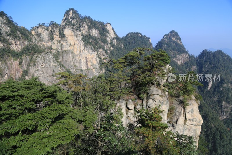 浙江大明山雄伟壮丽的群山