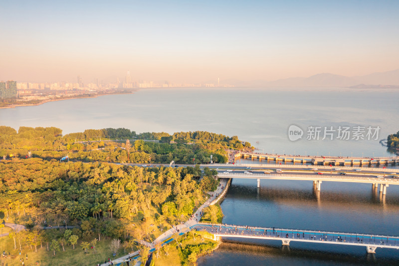 航拍深圳市后海深圳湾人才公园黄昏全景风光