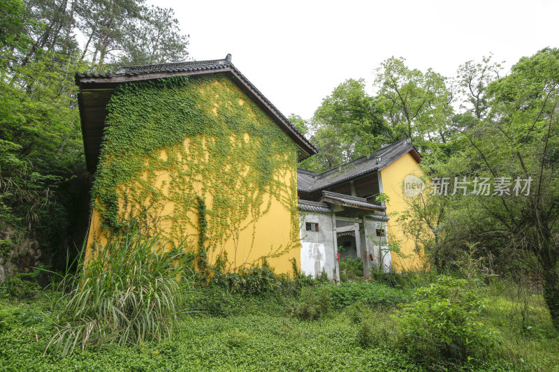 云和狮山普仁寺