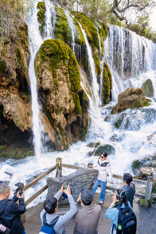 四川九寨沟景区的初秋风景综合镜头