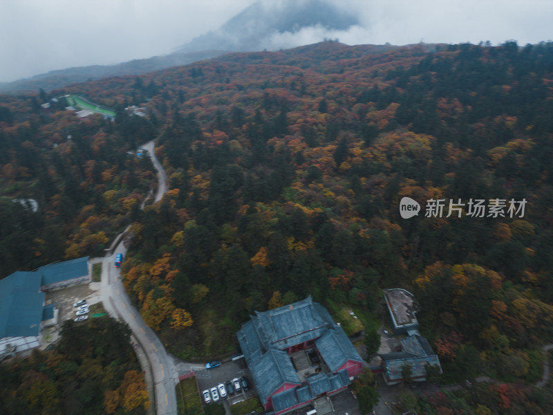 峨眉山雷洞坪航拍景观