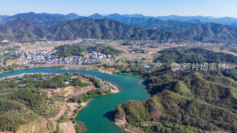 祖国大好河山青山绿水航拍图