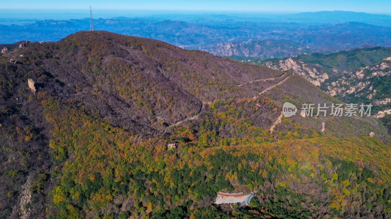 秦皇岛市祖山多彩山林的壮阔全景