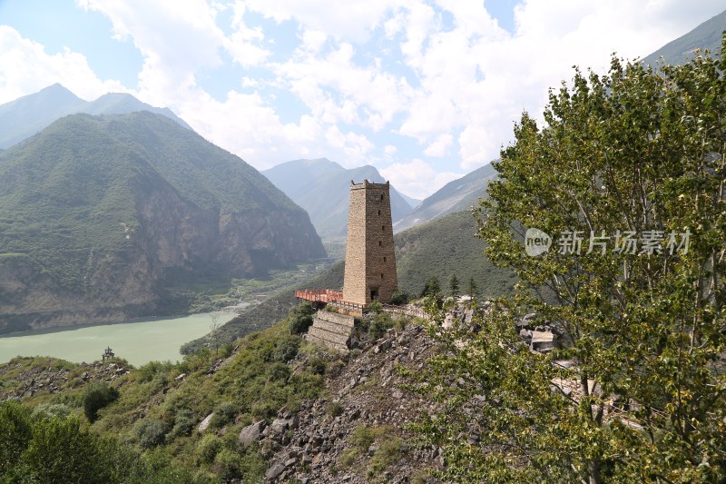 四川川西阿坝州茂县叠溪海子高视角风景