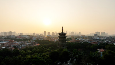 泉州东西塔航拍泉州西街开元寺夕阳日落风景