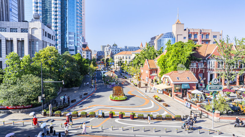 青岛中山路路景夏季航拍