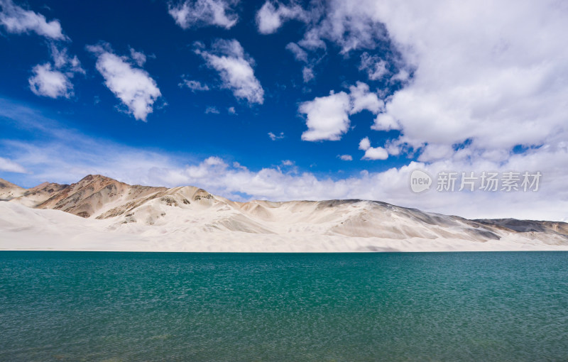 新疆帕米尔高原克州阿克陶县白沙湖旅游景区
