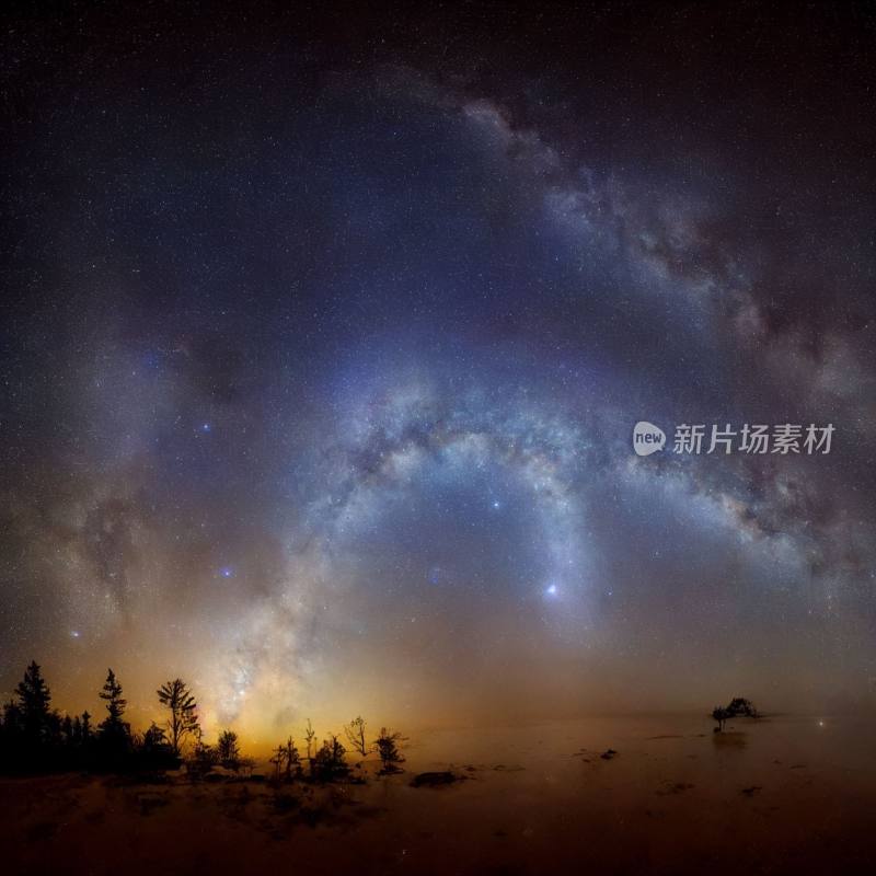 星空森林梦：夜晚银河的自然幻景