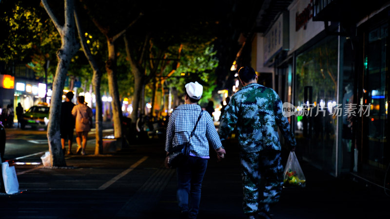 成都夜晚街景人文市井生活城市烟火气玉林路