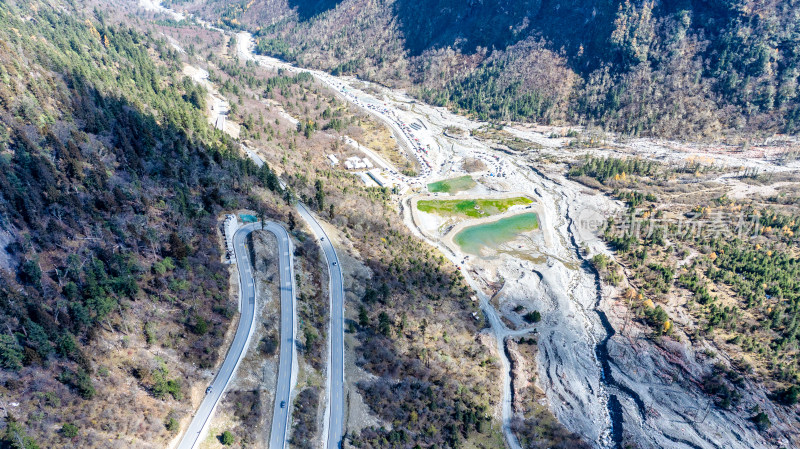 前往川西阿坝理小路自驾游玩