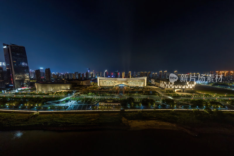 江西南昌新图书馆建筑蓝调夜景高空航拍