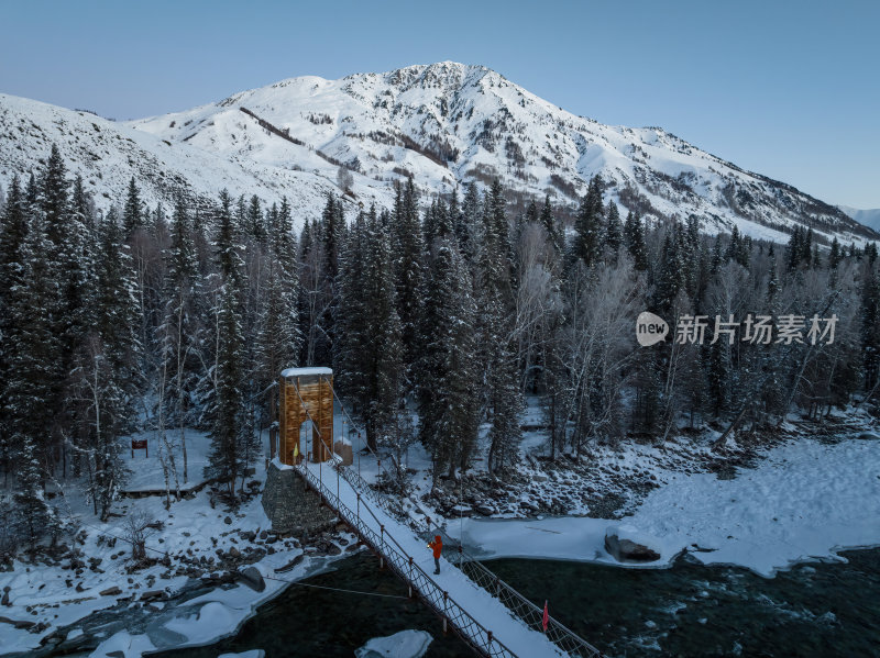 新疆北疆阿勒泰喀纳斯冬季雪景童话世界航拍