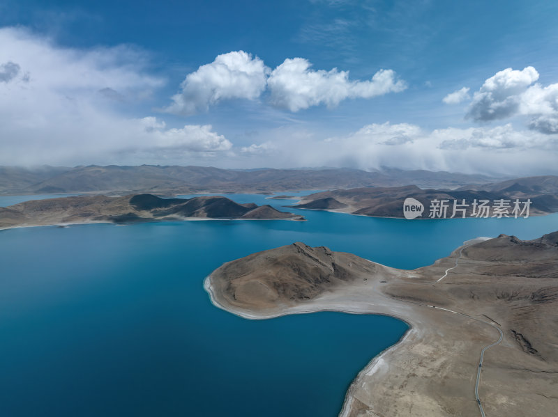 西藏山南羊卓雍措圣湖神湖蓝色高空航拍