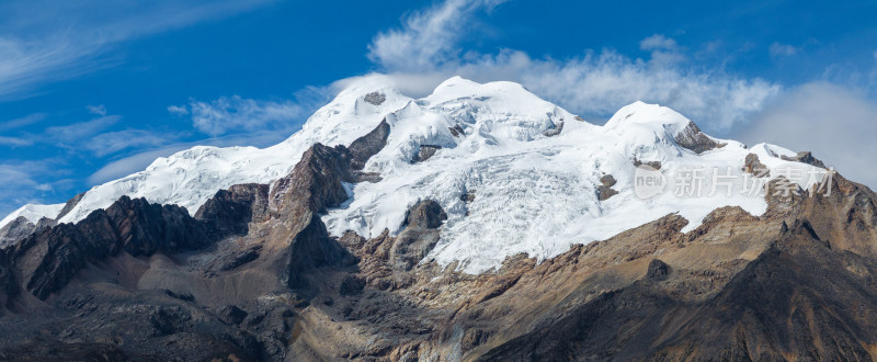 川西格聂雪山风景