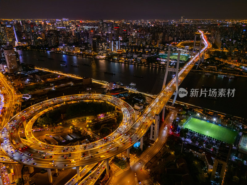 航拍俯瞰上海南浦大桥夜景