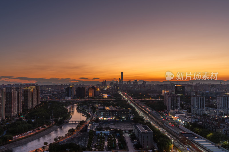 北京城市黄昏时分的壮观全景