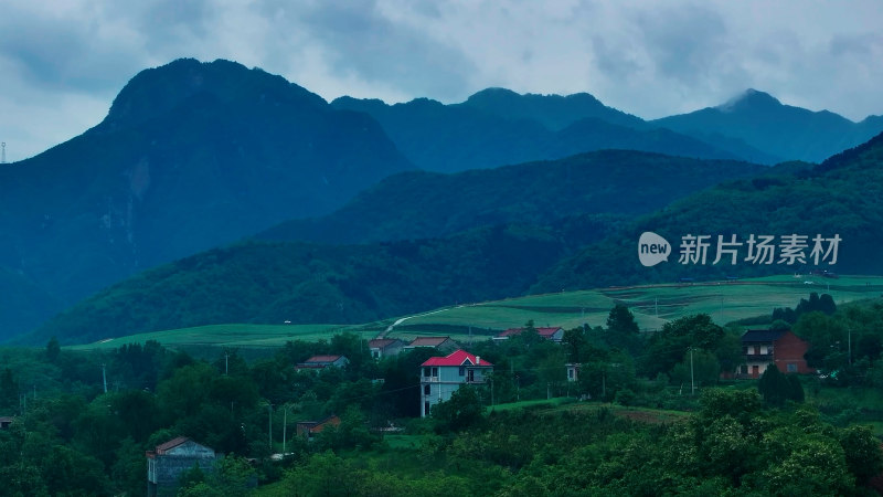 秦岭山脉