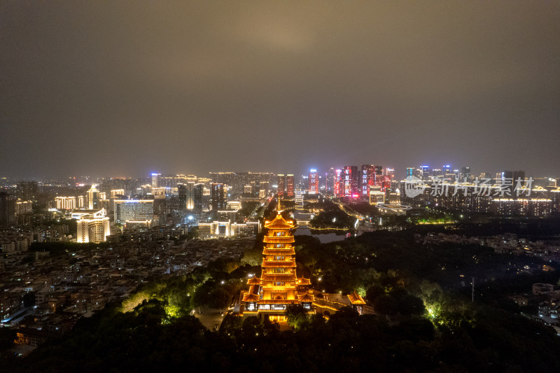 广东佛山魁星阁夜景航拍图