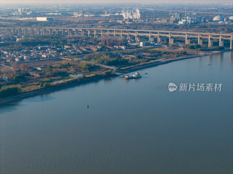 芜湖长江两岸航拍图