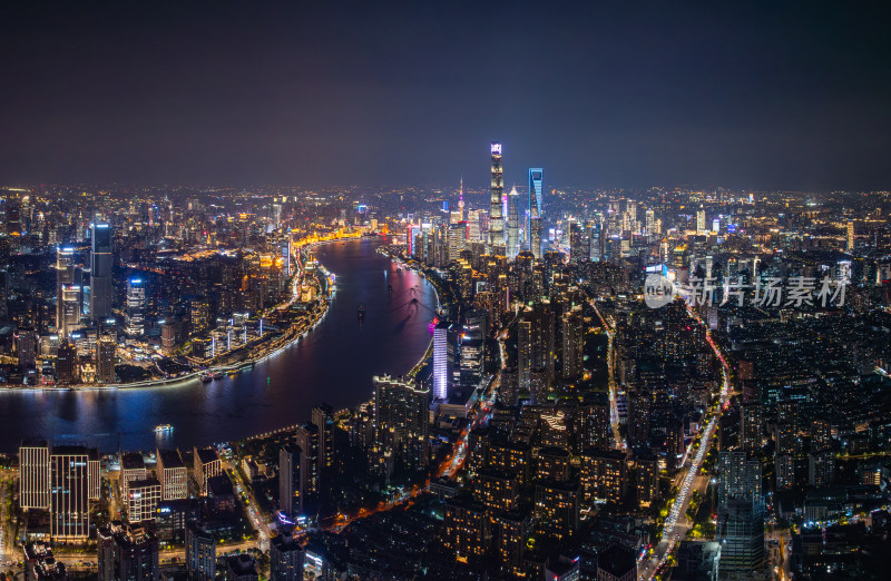 航拍上海外滩黄浦江陆家嘴城市夜景