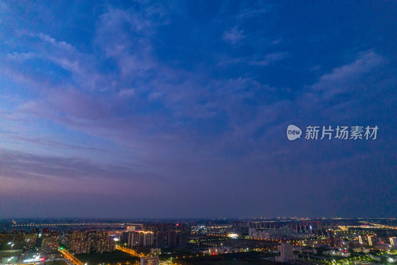 河南周口行政中心市政府周边夜景